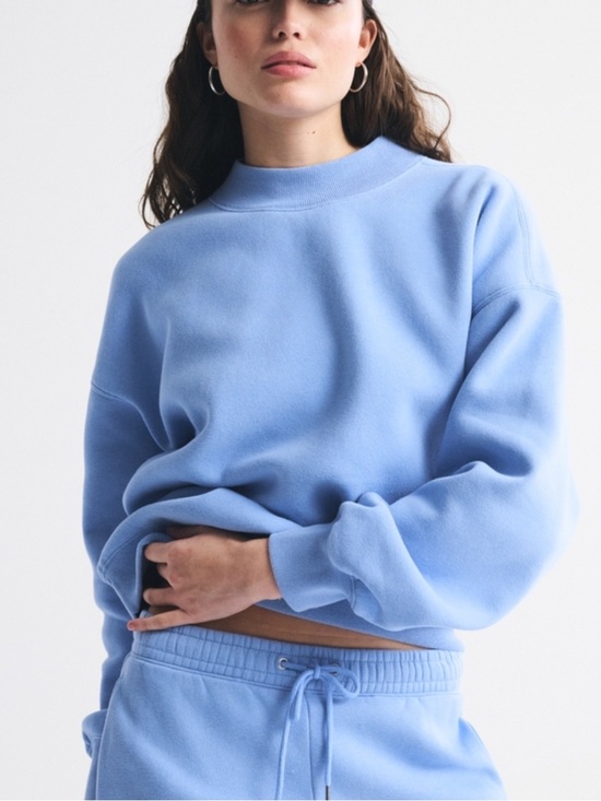 Abercrombie & Fitch Tops - Abercrombie and Fitch mock neck crew